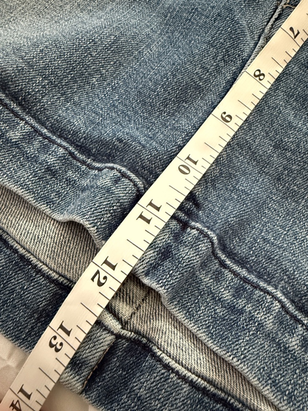 Hudson Jeans Denim Mini Skirt Size 28 Y2K Low Rise Distressed - Picture 6 of 8